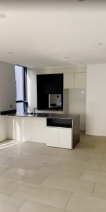 126 Banks Ave, Sydney - Photo 4