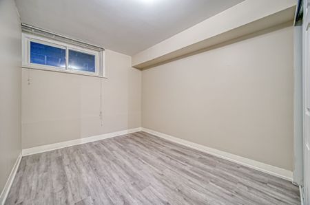 For Lease - 35 Bellhaven Road Unit# Lower, Toronto, Ontario - Photo 3