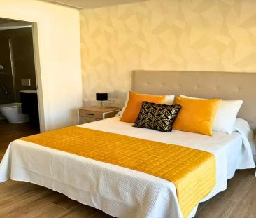 2-bedroom apartment for rent in Casares with professionals-only tenancy restrictions - Foto 2