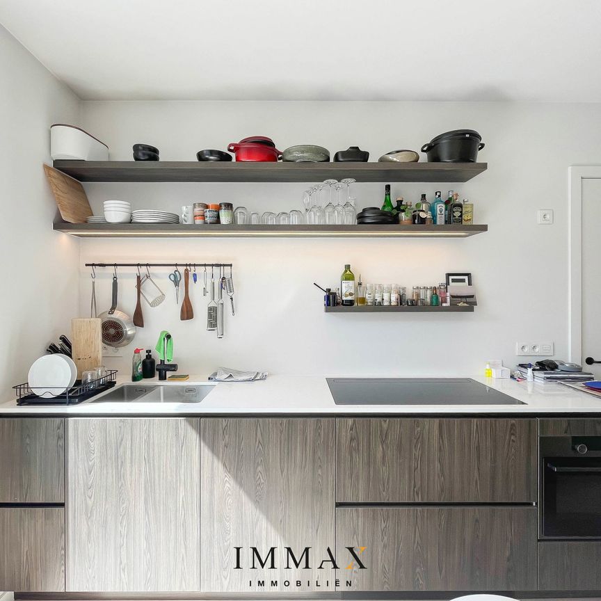 Uniek bemeubeld triplex appartement met 4 slaapkamers - Foto 1