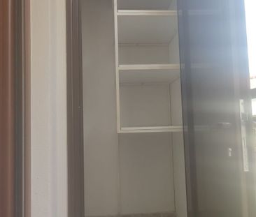 Studio/Γκαρσονιέρα για ενοικίαση Κέντρο (Πτολεμαϊδα) - Φωτογραφία 2