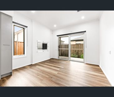 44 Charming Loop, Officer, Vic 3809 - Photo 5