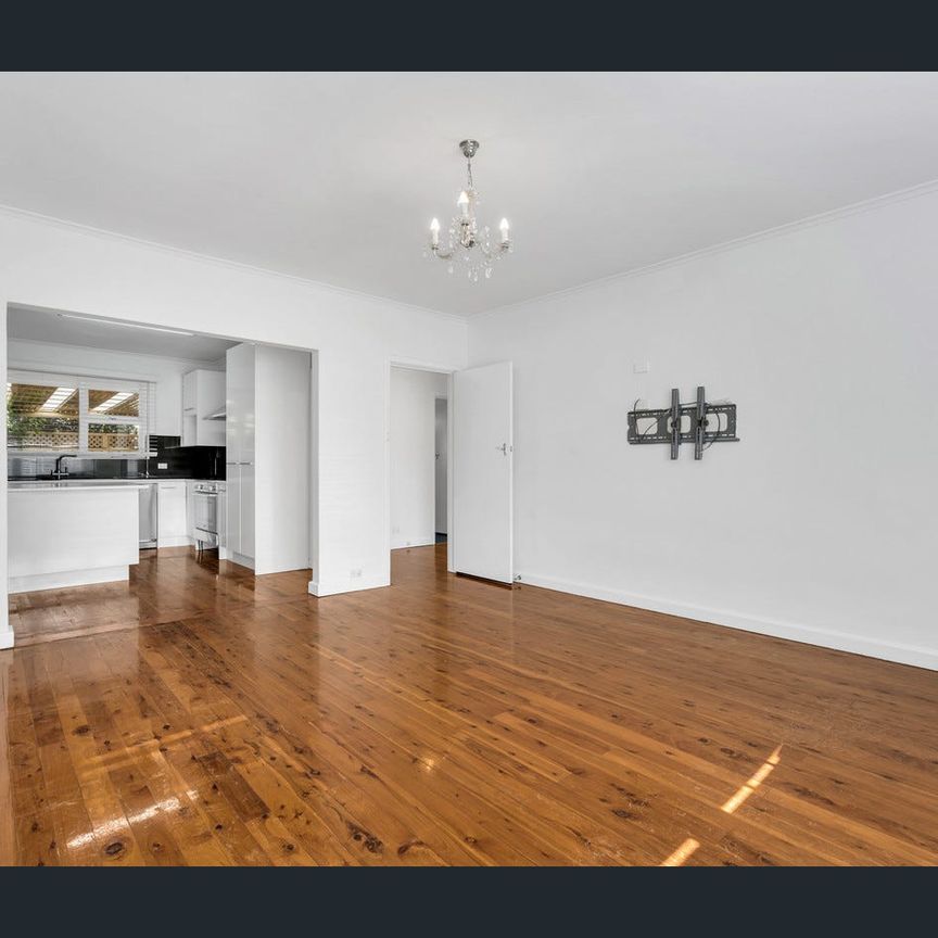 Easy-Care Unit Offering an Exceptional Lifestyle! - Photo 1