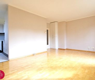 Freier Blick ins Grüne: Helle, ruhige 2-Zimmer-Wohnung direkt bei d... - Foto 1
