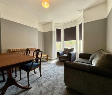6 bedroom semi-detached house to rent - Photo 1