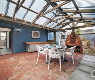 Open the Door to Coastal Charm and Character in Port Noarlunga - Photo 6