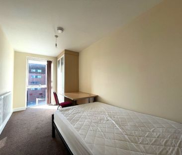 4 bed Apartment Ecclesall Road - Photo 4