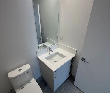 498 Plains Road E #TH01 - Photo 3