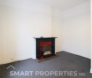 Market Street, Milnsbridge, Huddersfield - Photo 2