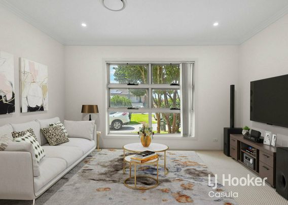 Spacious 4-Bedroom Family Home - Photo 1