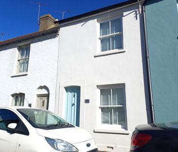3 bedroom terraced house to rent - Photo 2