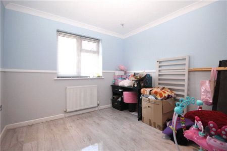 Aldershot Road, Guildford, Surrey, GU2 8AQ - Photo 2