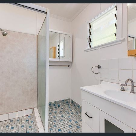 5/52 Hampstead Rd, Highgate Hill, Qld 4101 - Photo 3