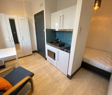 studio to rent Prestland House, Terrace Road, Pinvin, Pershore, WR10 - Photo 1