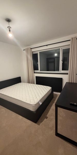Room in a Shared House, Churchfield Road, M6 - Photo 1