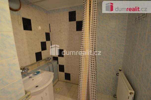 Pronájem bytu 1+1 43 m² - Photo 1