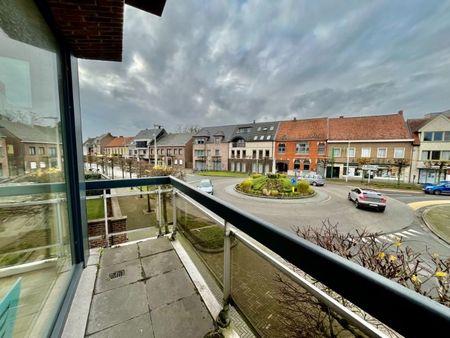 RUIM DUPLEXAPPARTEMENT DRIE SLAAPKAMERS, TUIN EN GARAGE TE HUUR - Photo 2