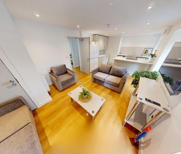 6 bedroom flat to rent - Photo 2