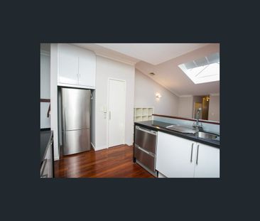 2/115 Mackie Street, Victoria Park, WA 6100 - Photo 1