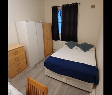 Room in a Shared Flat, Endymion Road, N4 - Photo 4