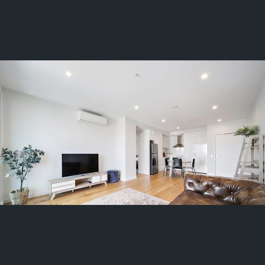 GORGEOUS APARTMENT - 2 BEDROOMS - 2 BATHROOMS. - Photo 1