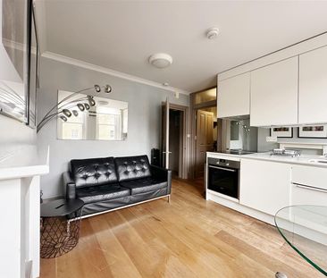 Cleveland Street, London - Photo 2