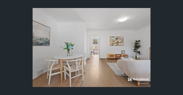 Beautifully Renovated Family Home in Prime Forest Hill Location - Photo 1