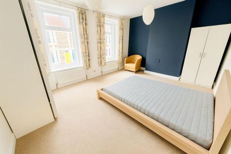 2 bedroom terraced house to rent - Photo 4