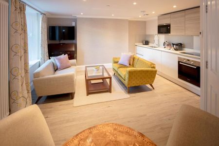 1 bedroom serviced apartment to rent - Photo 2