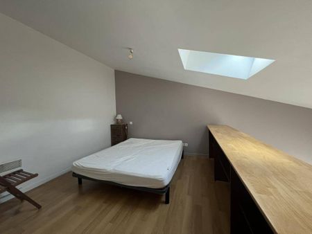 Location appartement duplex/triplex 2 pièces 31 m² à Villefranche-de-Rouergue (12200) - Photo 4