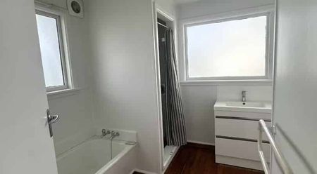 Spacious Two-Bedroom Unit in a Great Merivale Location - Photo 2