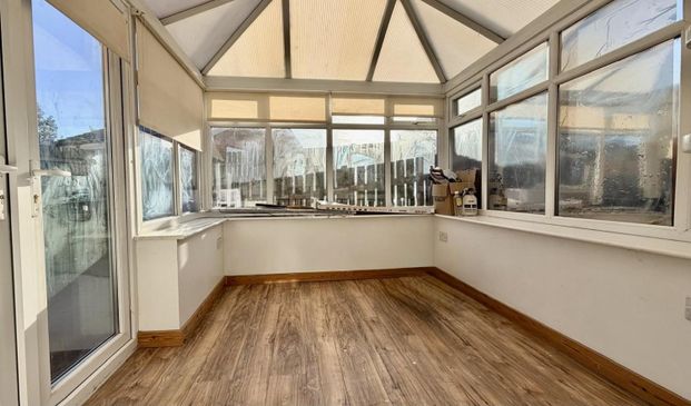 2 bedroom House To Let - Photo 1