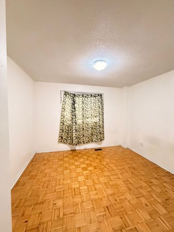 For Lease - 64 Woodside Court Unit# Upper, Brampton, Ontario - Photo 3