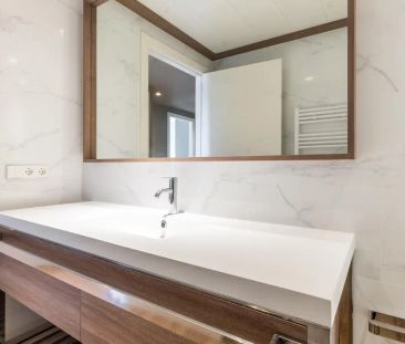 Casa adosada de alquiler en Calle Poble Amazic, 71, Can Gambús - Photo 4