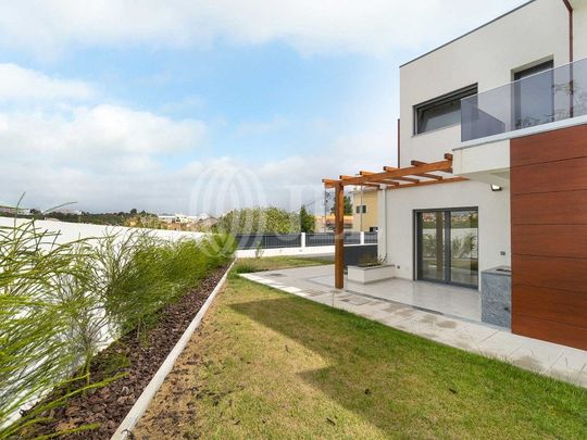 Moradia T3+1 em Lisboa - Photo 1