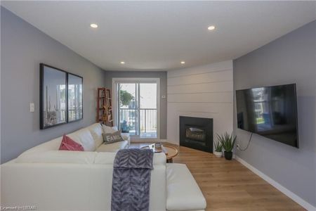 For Lease - 735 Deveron Crescent Unit# 310, London South, Ontario - Photo 2