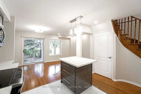 For Lease - 833 Scollard Court Unit# 92, Mississauga, Ontario - Photo 3