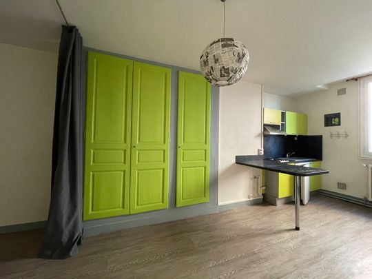 Studio 30m2 place des Carmes - Photo 1