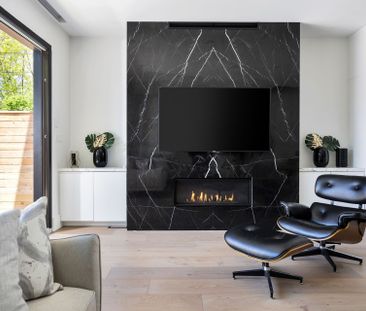 For Lease - 40 Sixth Street, Toronto, Ontario - Photo 6