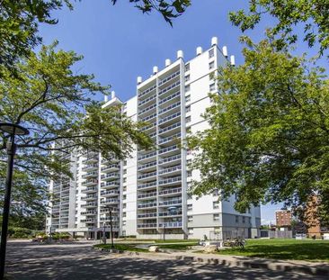 Lakewood Apartments I | 1257 Lakeshore Road, East, Mississauga - Photo 1