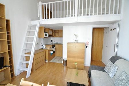 BILLS INCLUDED - STUDIO FLAT TO RENT IN WEST KENSINGTON, LONDON W14 - STUDENT FRIENDLY - Photo 5