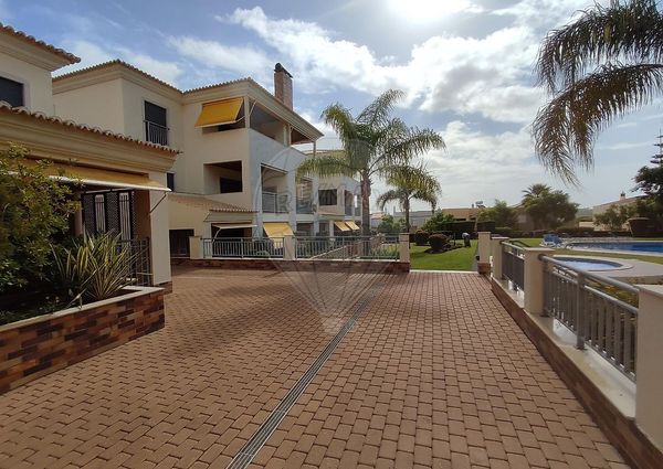 Apartamento T2 em Faro