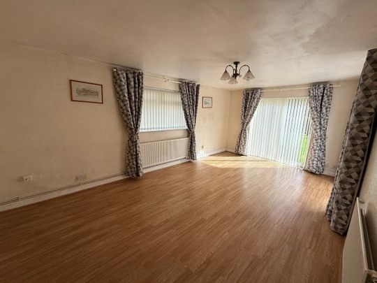 Bankside, Ammanford, SA18 - Photo 1