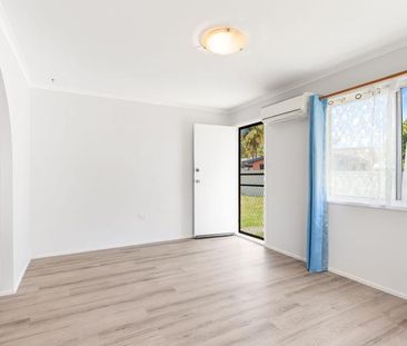 Newly renovated family in Marsden! - Photo 4