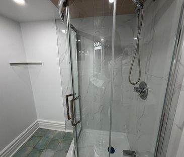 For Lease - 2913 Kingston Road, Toronto, Ontario - Photo 3