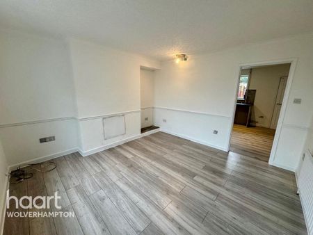 4 bedroom semi-detached house to rent - Photo 3