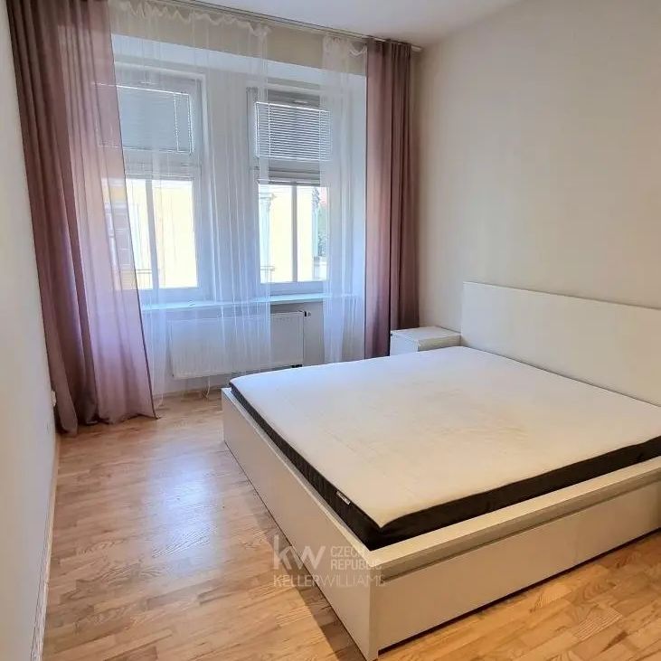 Pronájem bytu 5+kk 181 m - Photo 1