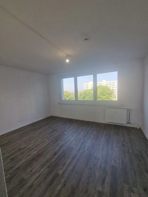 Jetzt zugreifen: 4-Zimmerwohnung mit Balkon und Aufzug! - Foto 1