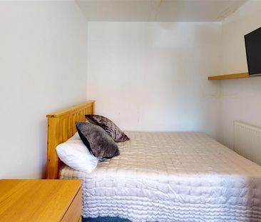 5 bedroom house to rent - Photo 4