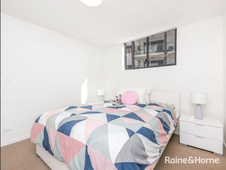 Modern Unit in the Heart of Chermside - Photo 4